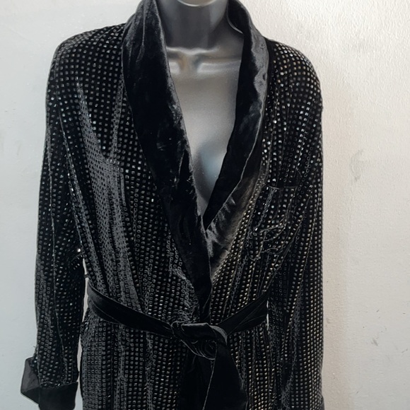 Velvet Robe Jacket - Picture 2 of 7